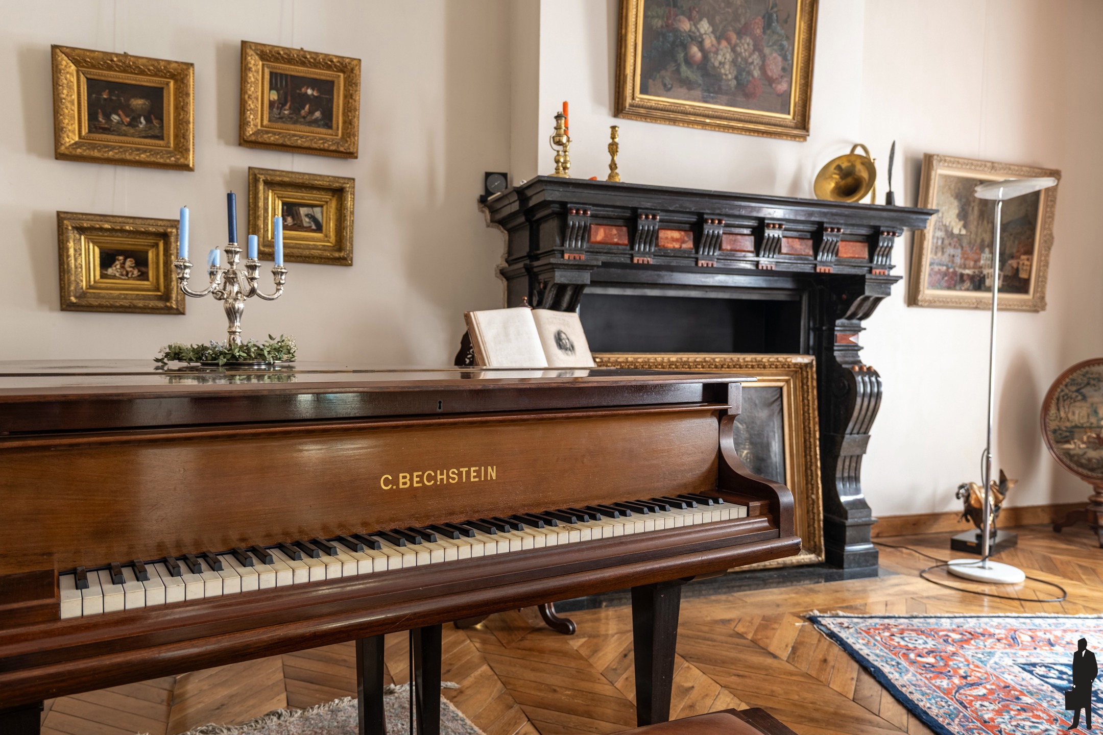 Statig herenhuis met 6 slks, 2 bdks, dubbele garage  - foto 5