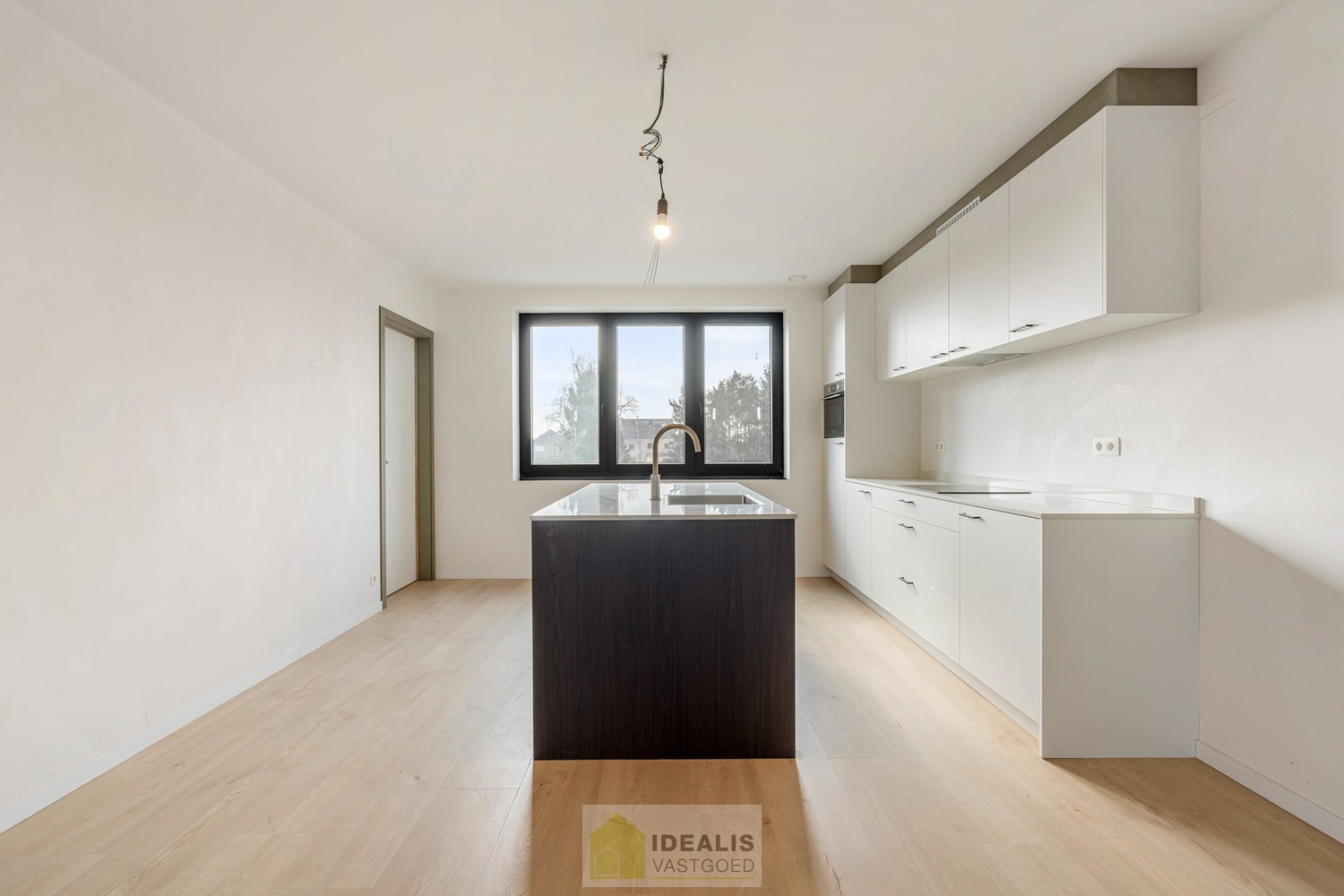 NIEUWBOUW DUPLEX APPARTEMENT MET 2 SLAAPKAMERS, KELDERBERGING EN EEN ONDERGRONDSE AUTOSTANDPLAATS - foto 2