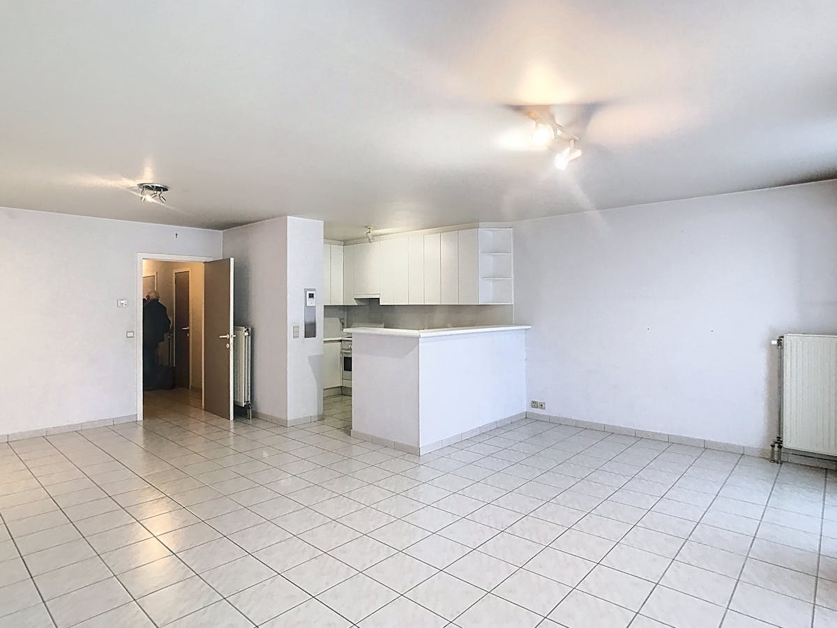 2 bedroom apartment with terrace in the heart of Poperinge - photo 4