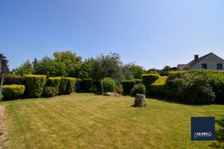 In het rustige en groene Veltem-Beisem (Herent), op de Bertemsebaan 11, wacht een woning vol mogelijkheden op een nieuwe eigenaar. Deze...