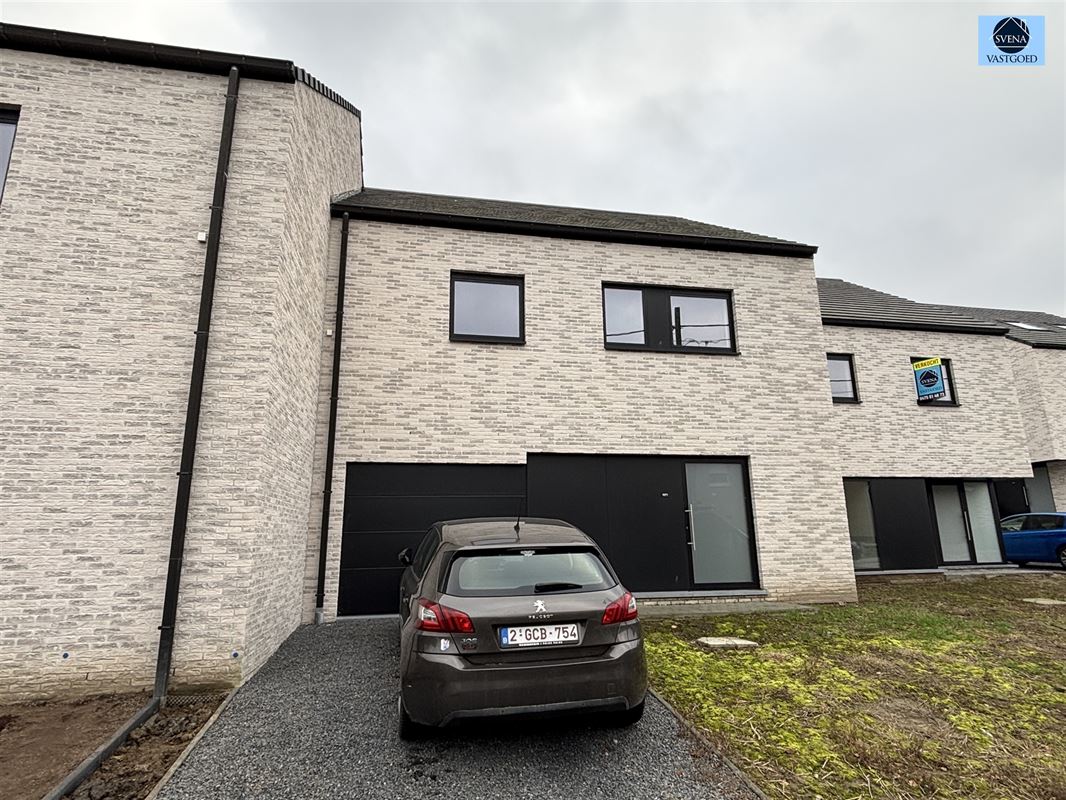 NIEUWBOUWWONING MET 4 SLAAPKAMERS EN GARAGE. - foto 1