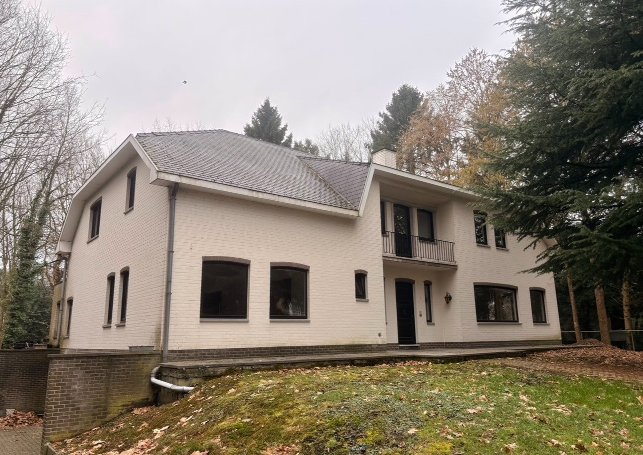 House for rent in Maasmechelen with 5 bedrooms - photo 2