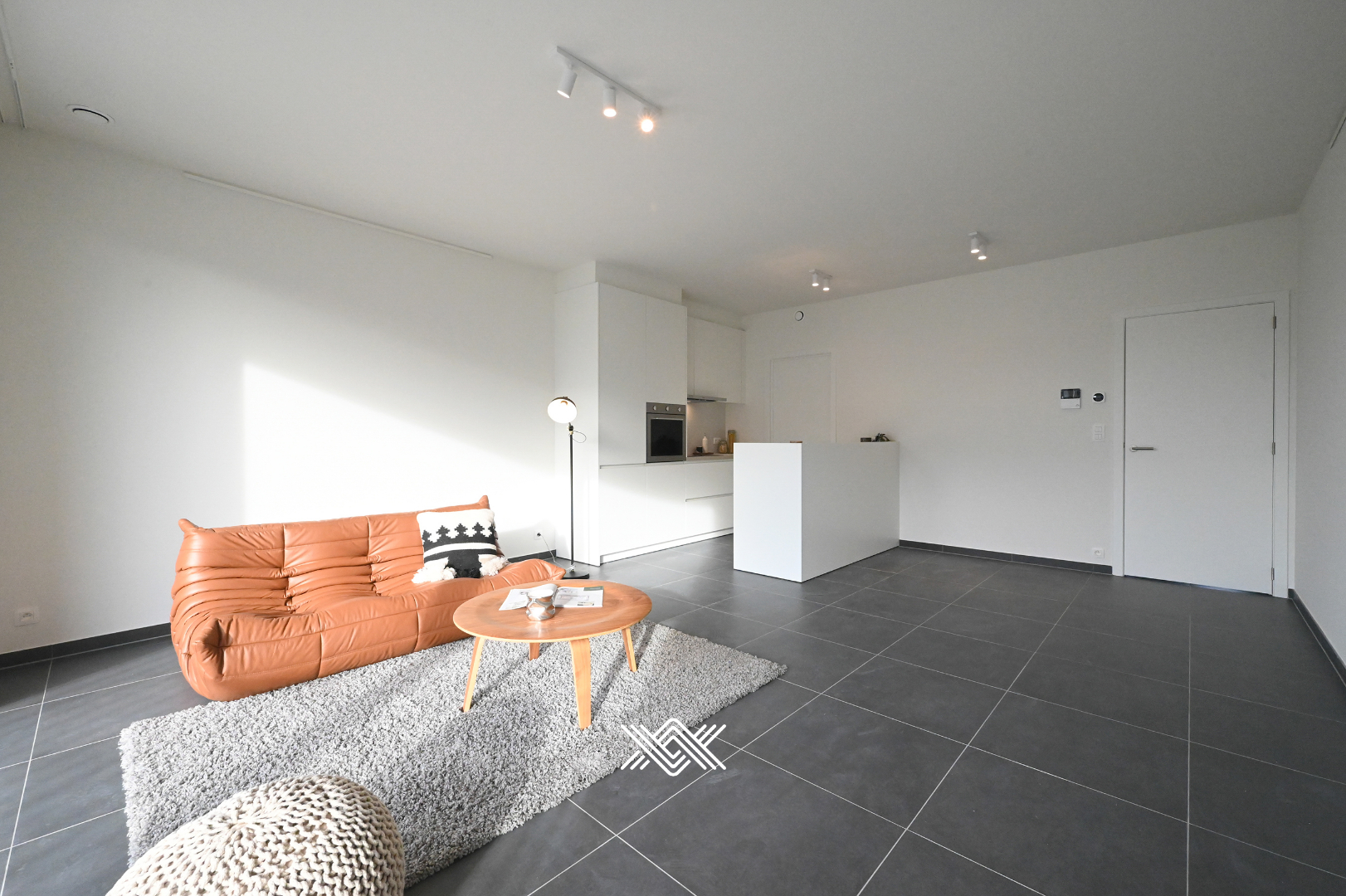 Appartement met 2 slaapkamers gelegen op de Markt van Deinze - foto 4