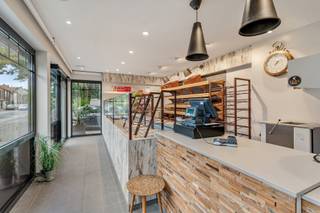 As soon as you enter this stylish commercial property – which currently serves as a bakery – the whole place immediately exudes tranquillity...