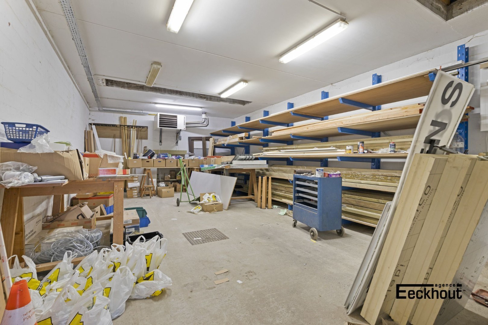 Zeer ruim ( 471 m²) pand met tal van mogelijkheden in de Vuurtorenwijk te Oostende! - foto 5