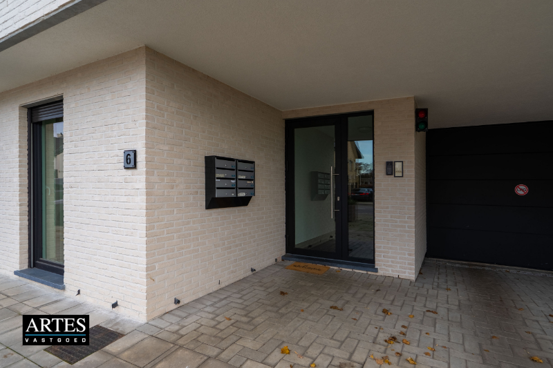 Recent appartement met 3 slaapkamers en ruim terras - foto 3