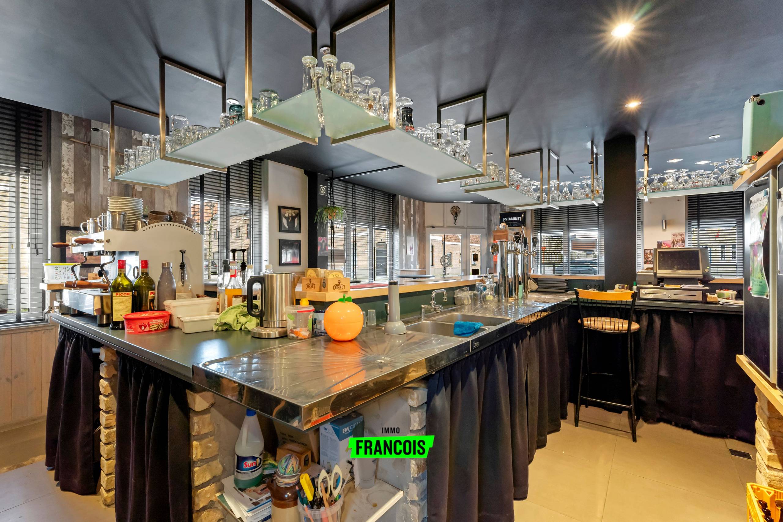 Ruime hoekwoning/handelszaak in het centrum van Merkem - foto 5