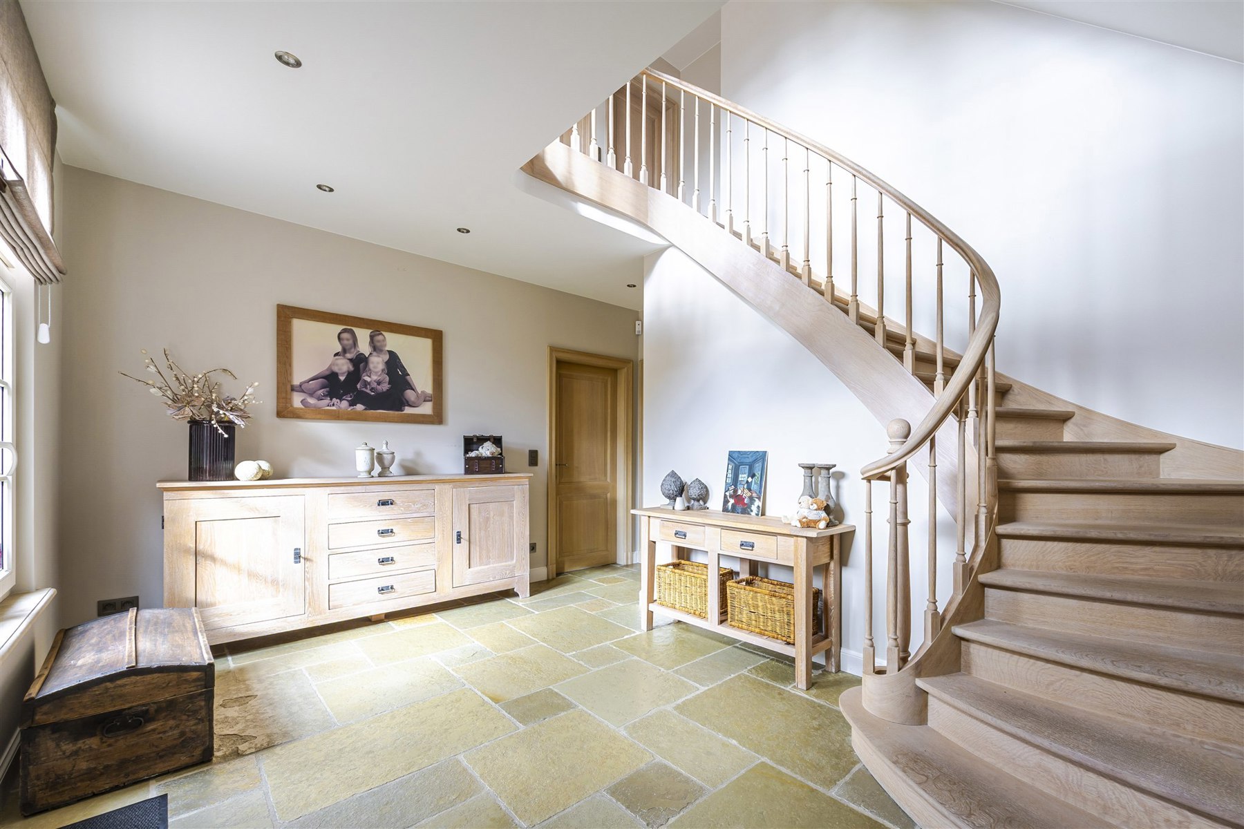 Stijlvolle pastorievilla met top afwerking. - foto 3