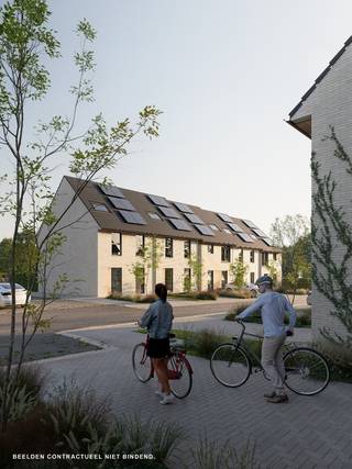 In de Elzenstraat in Zwevegem realiseren we het woonproject Kapel Milanen 1.3, goed voor 18 nieuwbouwwoningen verdeeld over drie fases.<br /><br />De eerste fase, bestaande uit 8 woningen en de tweede fase bestaande uit 5 woningen, zijn momenteel in verkoop en worden volgens planning afgewerkt in september 2026. De woningen bevinden zich in een doodlopende straat, wat garant staat voor een rustige en kindvriendelijke woonomgeving.<br />e omgeving is doordacht aangelegd, met subtiele groenzones die bijdragen aan een aangename en rustige leefsfeer.<br /><br />Kapel Milanen staat voor comfortabel wonen op een strategische locatie, vlak bij wandelroutes, erfgoed en alle dagelijkse voorzieningen.<br />Elke woning in Kapel Milanen 1.3 is ontworpen met het oog op lichtinval, functionaliteit en comfort.<br /><br /><strong>Kenmerken van de woningen:</strong>
<ul>
<li>3 volwaardige slaapkamers</li>
<li>Volledige zolderruimte - waarvan 1 ruimte voorzien is voor de 3e slaapkamer</li>
<li>Keuken aan de voorzijde met zicht op de rustige straat</li>
<li>Zithoek aan de tuinzijde, grote ramen voor een helder en open gevoel</li>
<li>Veel lichtinval en een leuke interactie met de tuin</li>
<li>Privé-oprit inbegrepen bij elke woning</li>
<li>Zonnepanelen (6x400wp) & ventilatiesysteem C+ Renson</li>
<li>Warmtepomp met vloerverwarming</li>
<li>Moderne keuken- en badkamerinrichting</li>
<li>Kwalitatieve materialen en afwerking</li>
</ul>
Een ideale plek voor gezinnen, koppels en levensgenieters die graag rustig wonen maar alles toch dichtbij willen.