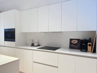 Cette maison à louer à Ostende est située dans une rue calme à proximité de nombreuses commodités telles que les commerces, les transports en...