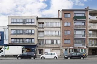 Opbrengsteigendom met vier appartementen en vier garages te Anderlecht.Volledig verhuurd opbrengstgebouw op een strategische locatie aan de...