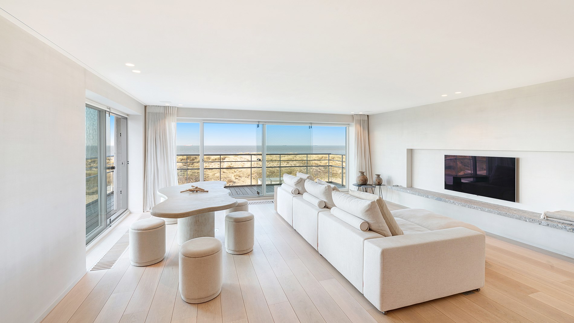 Appartement d'angle exceptionnel avec une vue imprenable sur la mer et les dunes le long de la digue piétonne - photo 4