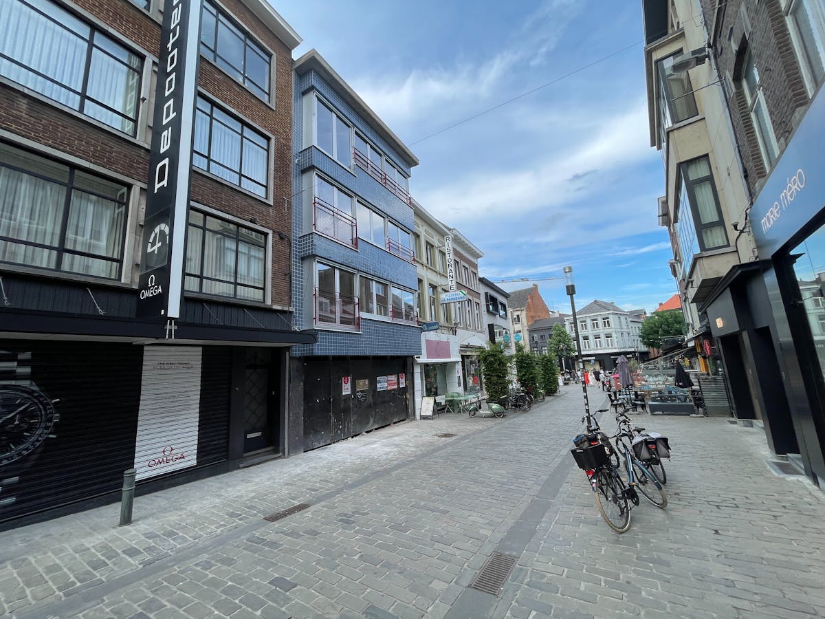 A LOUER : appartement de 2 chambres dans le centre de Hasselt - photo 2