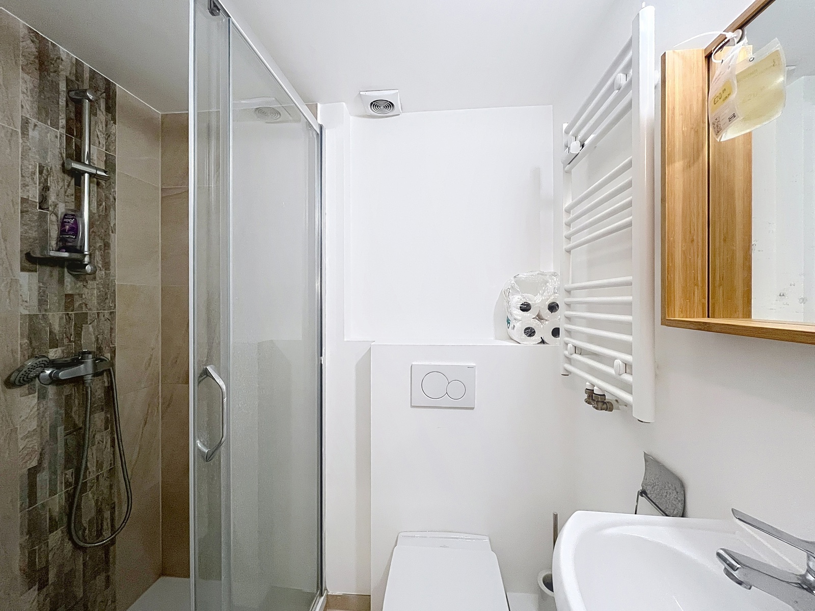 Gemeubileerde, lichtrijke studio op 5 minuten van Flagey  - foto 5