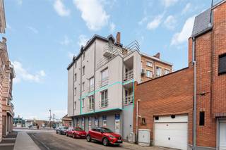 Op zoek naar een zorgeloos & instapklaar appartement te Aarschot? Dan is dit perfect onderhouden 1-slaapkamerappartement precies wat je zoekt! Het...