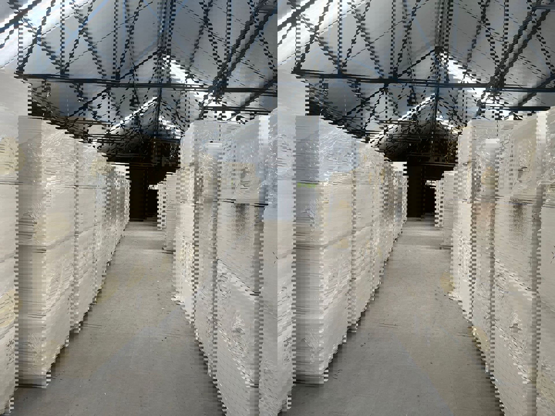 Commercieel pand op zichtlocatie op een drukke verbindingsweg tussen Wijnegem en Mortsel. - foto 4