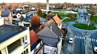Gerenoveerd 2slk appartement met subliem zicht.Dit appartement is gelegen op het vierde verdiep. Een vrij maar vooral uniek zicht over Kortrijk is...