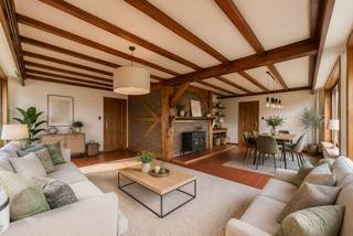 Ruime gelijkvloerse woning op een prachtig perceel van ca. 2.200 m² in een groene, rustige omgeving!
Op zoek naar rust, ruimte en potentieel? Deze degelijk gebouwde halfopen bebouwing uit 1979 beschikt over maar liefst ca. 193 m² woonoppervlakte, 3 slaapkamers, een ruime keuken een gezellige veranda en de woning is volledig onderkelderd met garage.
Achteraan geniet u van een prachtig vrij uitzicht op natuur en bos!
Dankzij de rustige ligging en het royale perceel is dit de ideale woning voor wie houdt van rust, ruimte en mogelijkheden. De woning is goed onderhouden maar biedt de kans om ze volledig naar eigen smaak te moderniseren.