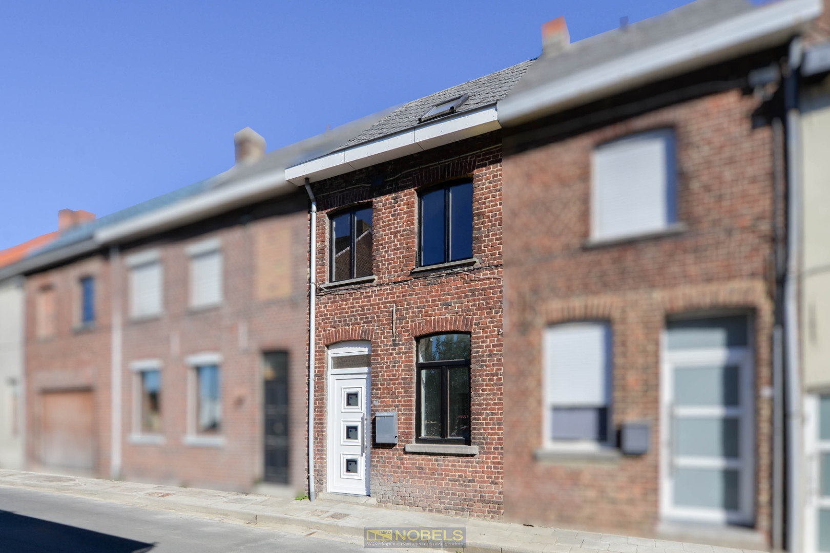 Te koop, instapklare eigendom met stadstuin en 3 slaapkamers op toffe ligging te Ronse - foto 2