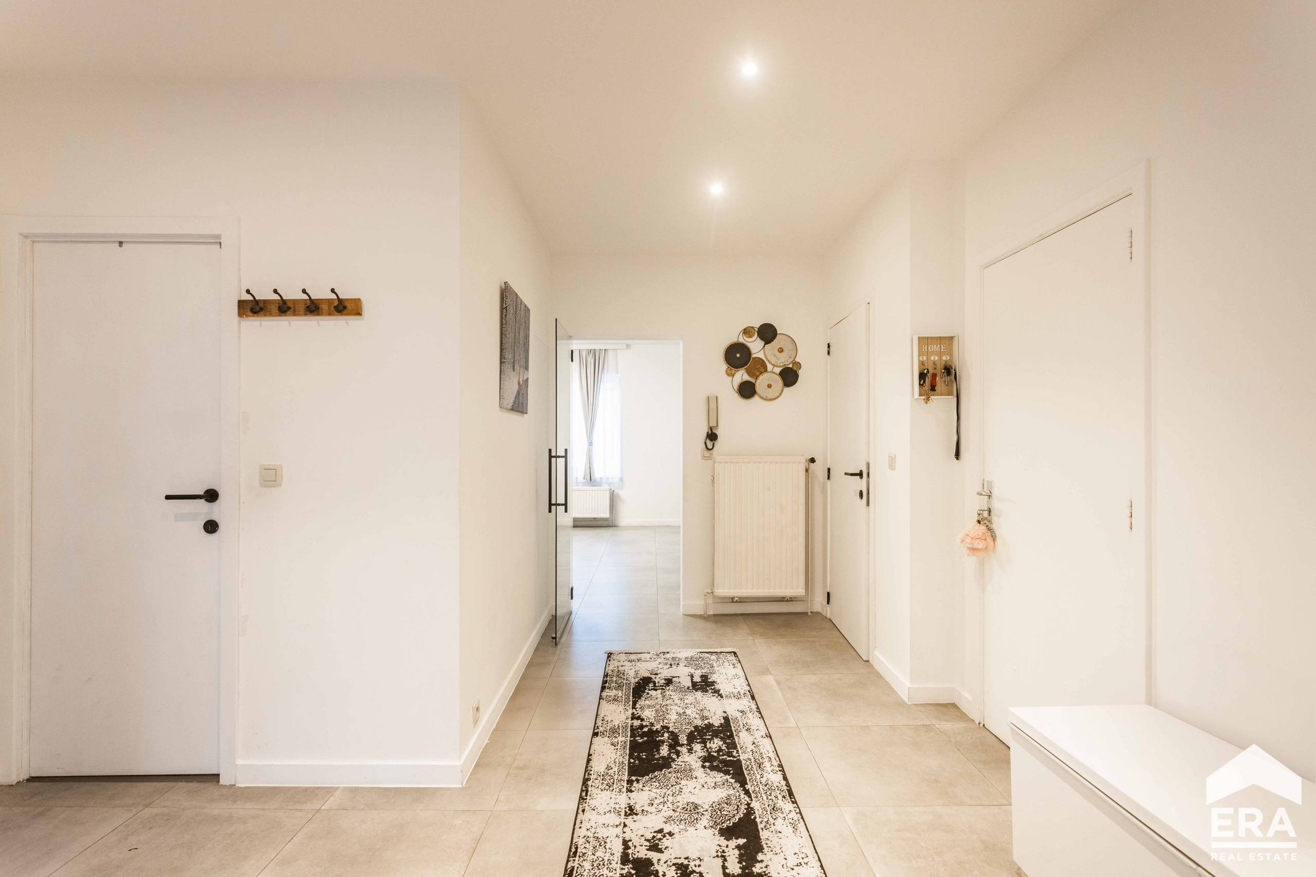 Gerenoveerd appartement met 3 slpks en terras in centrum - foto 5