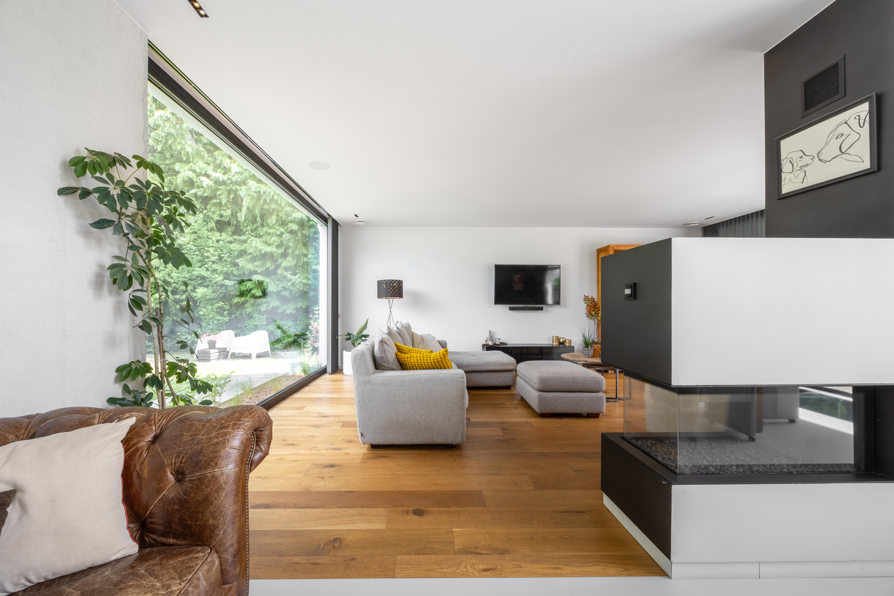 Ruime moderne luxe villa met zwembad op ca. 2339 m². - foto 5