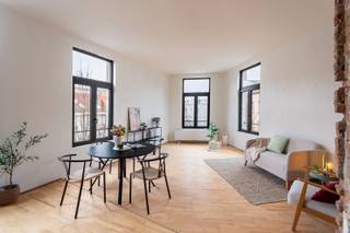 Instapklaar appartement op een zuchtje van Park Spoor NoordWelkom in de Oranjestraat 92 — hier woon je op een zucht van Park Spoor Noord. De straat...