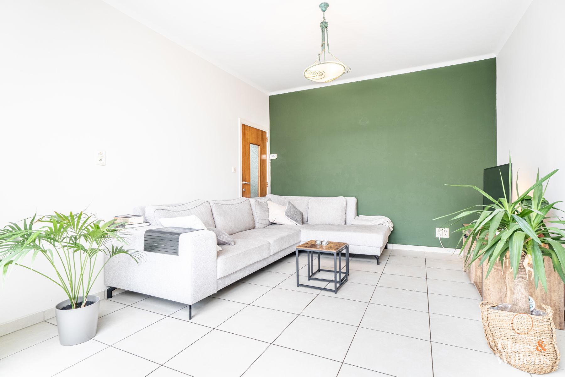 Instapklare woning met 3 slaapkamers, garage en ruime tuin - foto 5