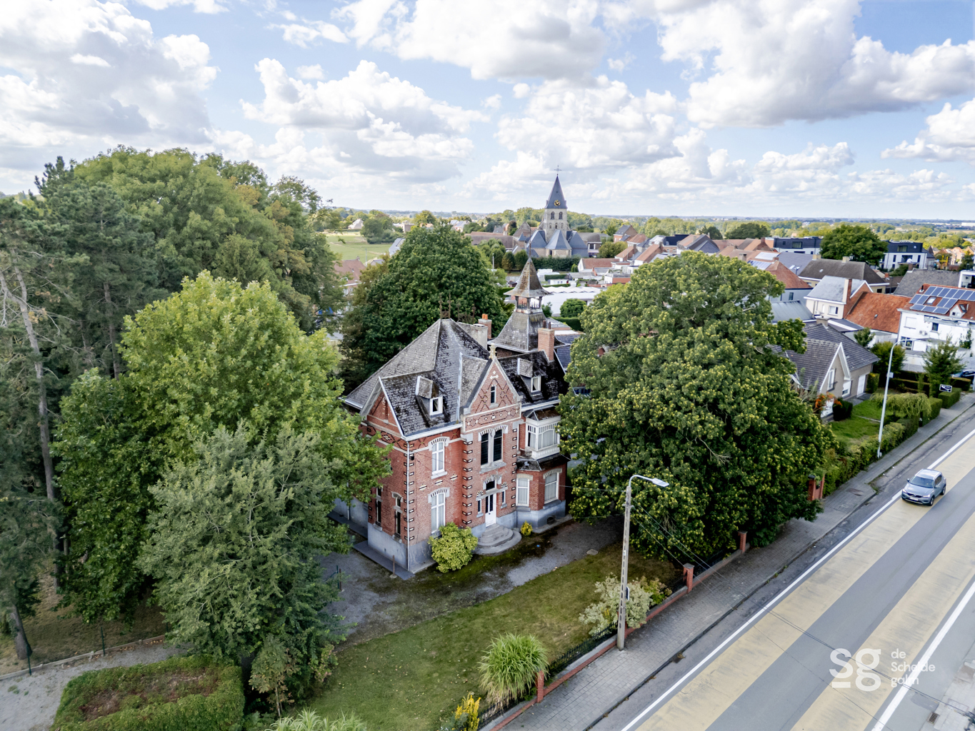 Maison à vendre à Anzegem avec 9 chambres - photo 1