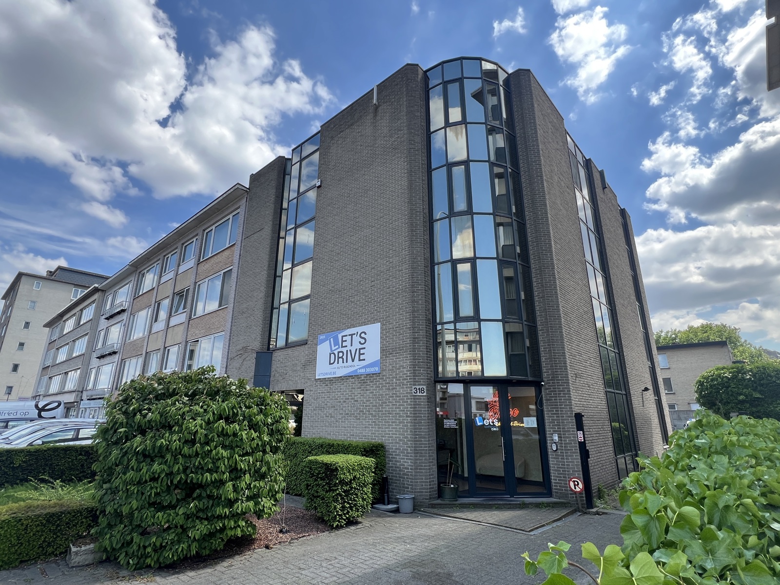 Commercial for sale in Antwerp - photo 1