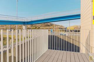 Schitterend ruim appartement met groot terras op unieke ligging!! Volledig vernieuwd in 2017!! Dichter bij het strand kan je in Bredene...