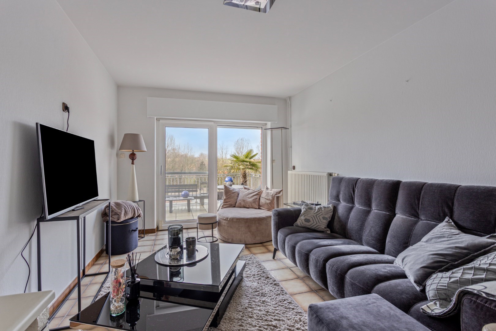Maison + appartement avec atelier spacieux et garages à Tongres-Sluis - photo 5