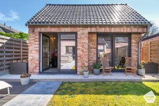 OPENDEURDAG 23 MEI 2026 tussen 10u00 en 12u00 ( op afspraak)Ontdek deze instapklare woning met een uitstekende EPC-score A waar comfort,...