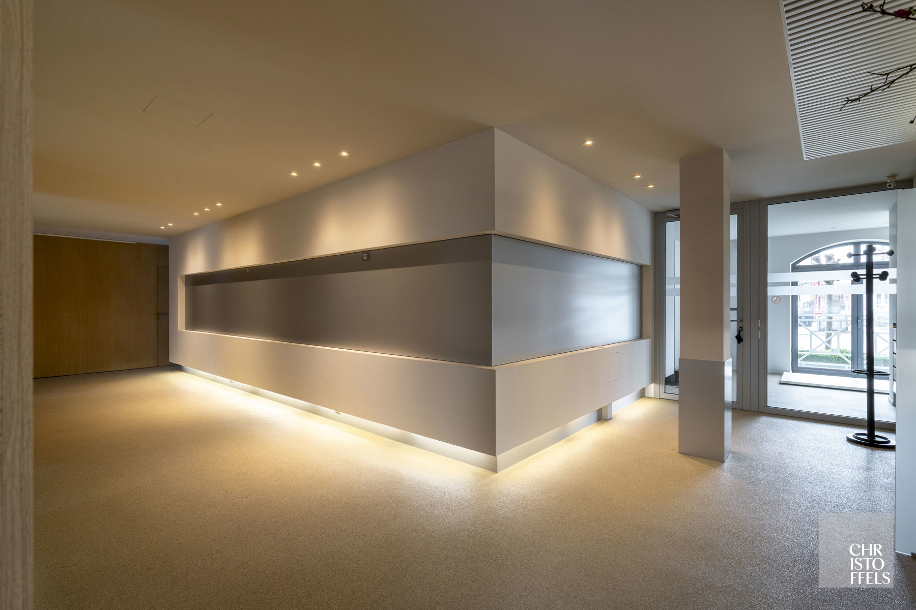 Kantoorruimte (209m²) op toplocatie in Lanaken!  - foto 4