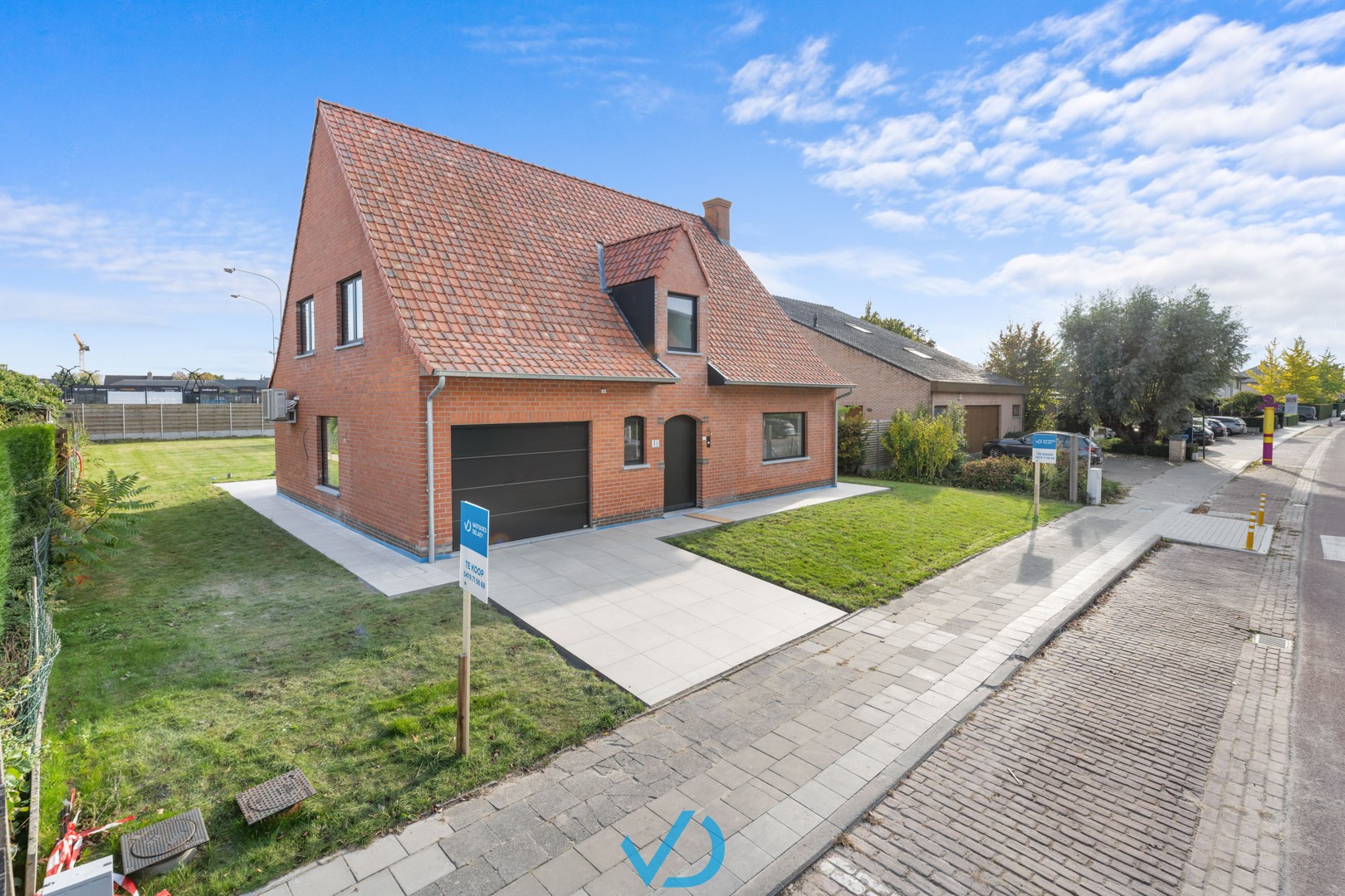 Luxueuze villa met 4 slaapkamers op een prachtig perceel nabij het centrum van Ieper! - foto 1