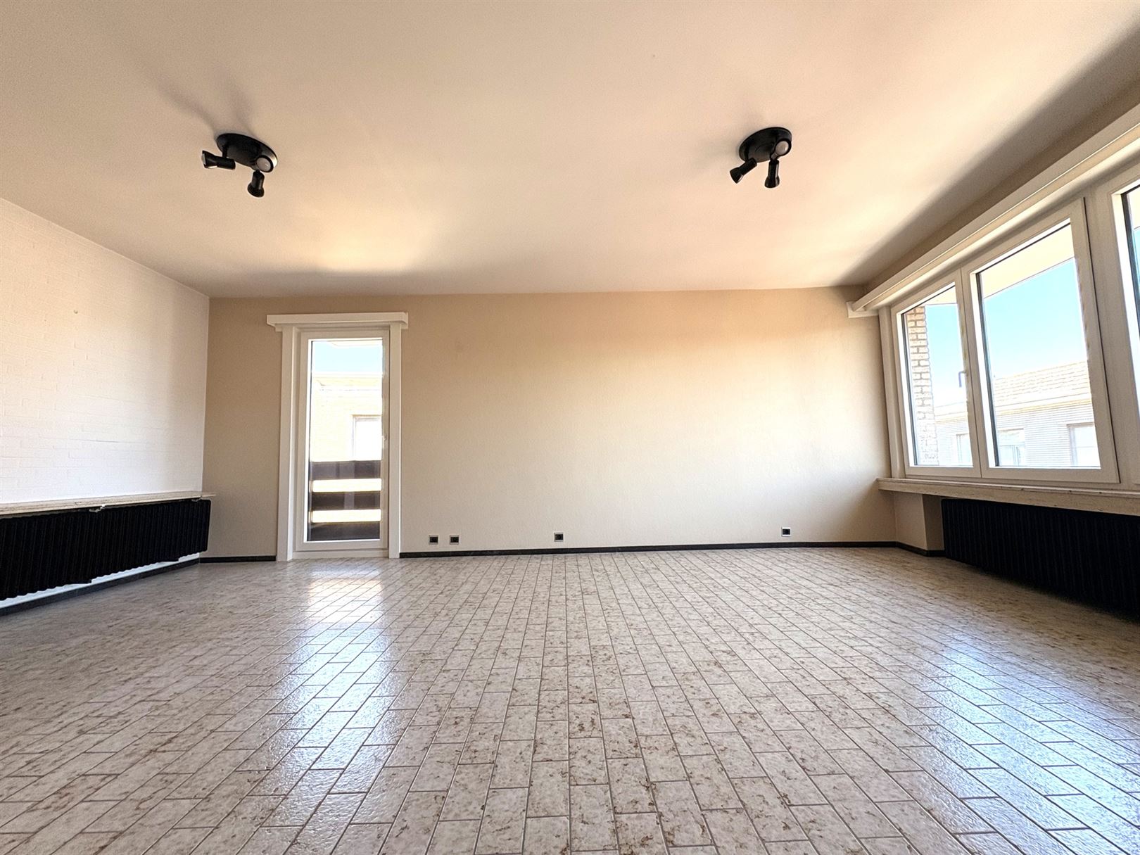 Compleet gerenoveerd appartement in centrum - foto 3