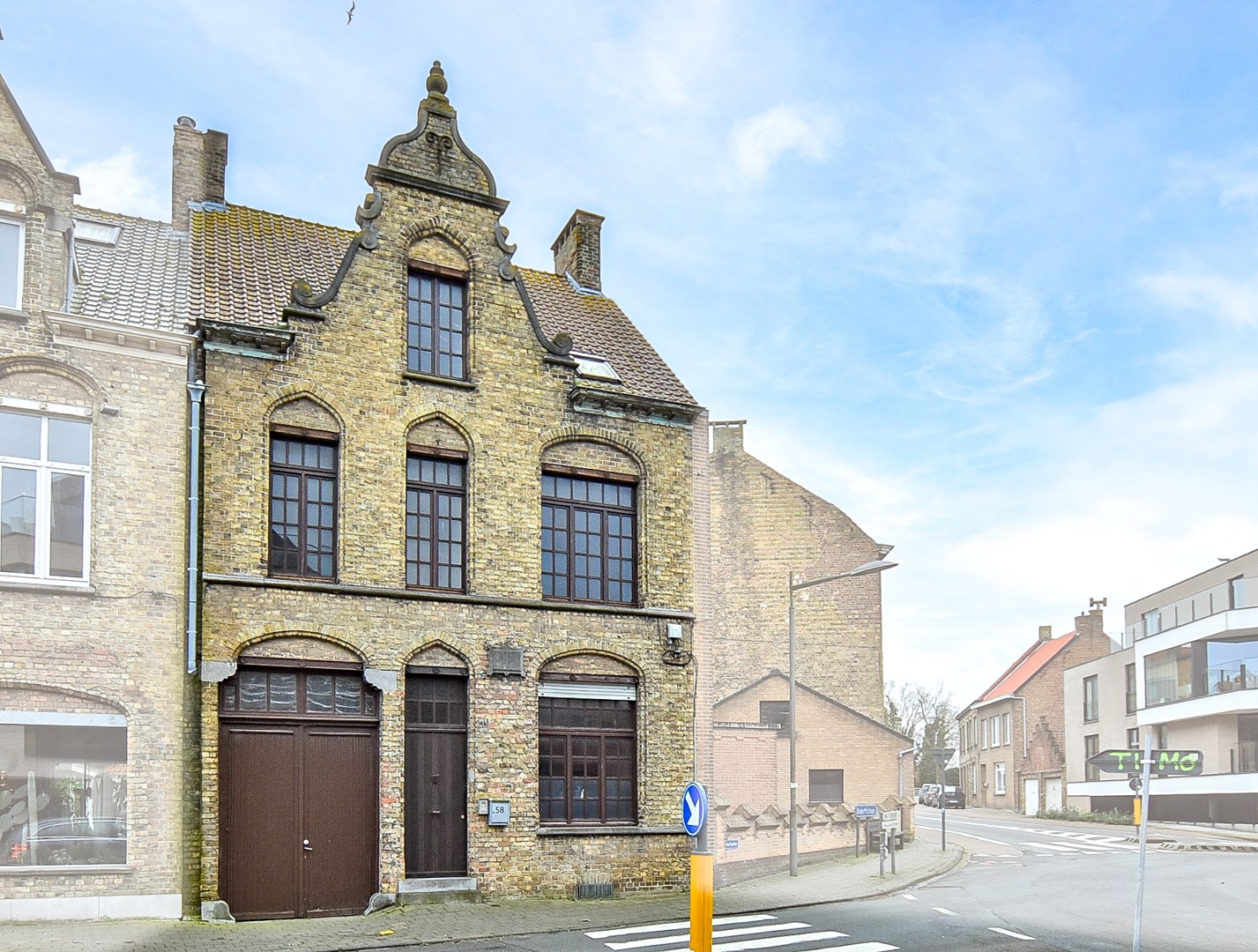 House for sale in Veurne with 8 bedrooms - photo 1