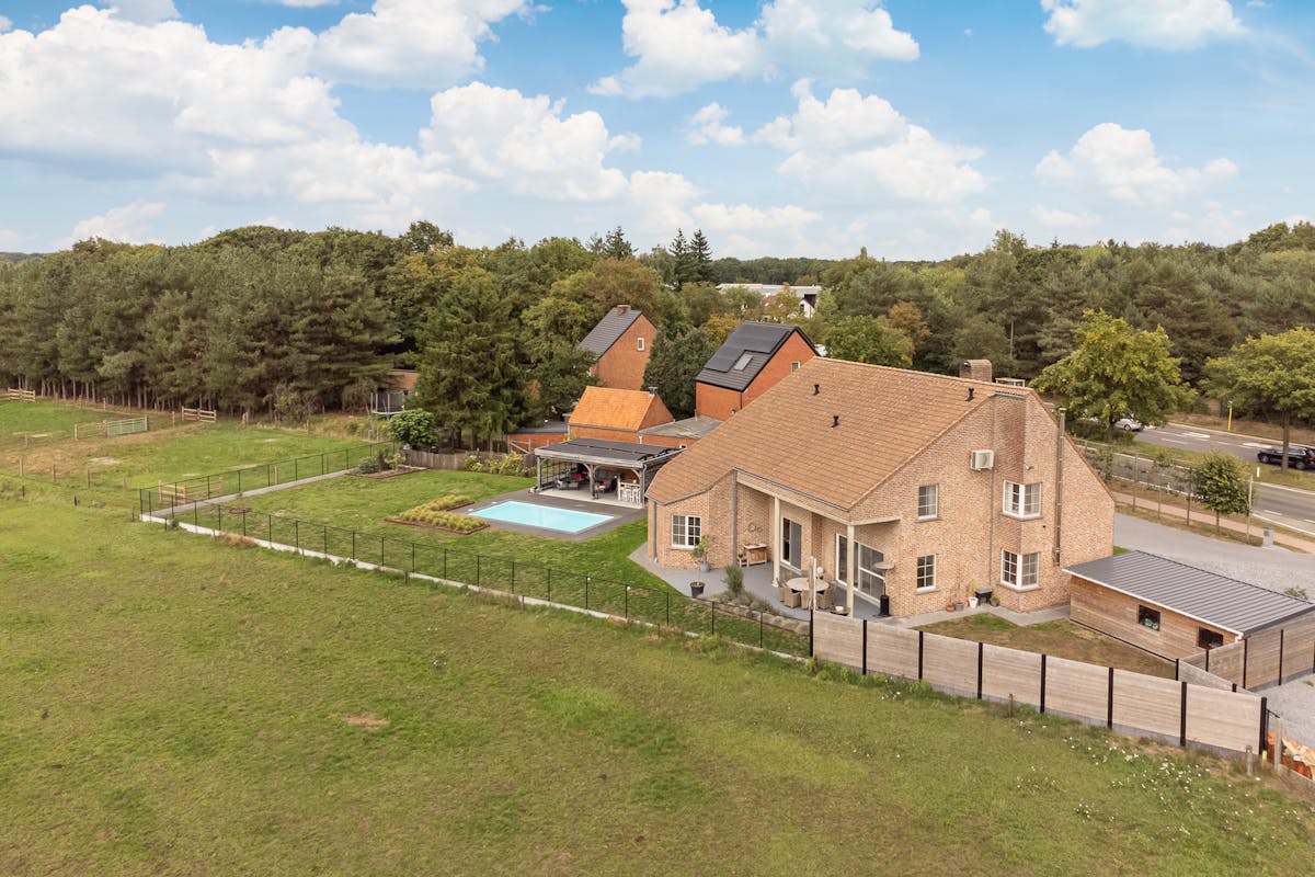gerenoveerd huis met zwembad op 17 are te koop in Kasterlee - foto 2
