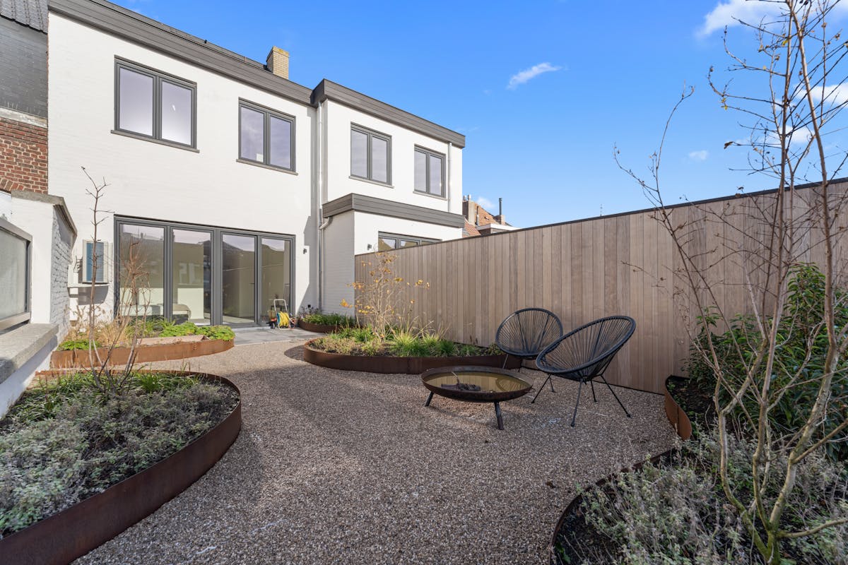 Prachtig huis te koop in Ieper centrum met 4 slaapkamers - foto 2