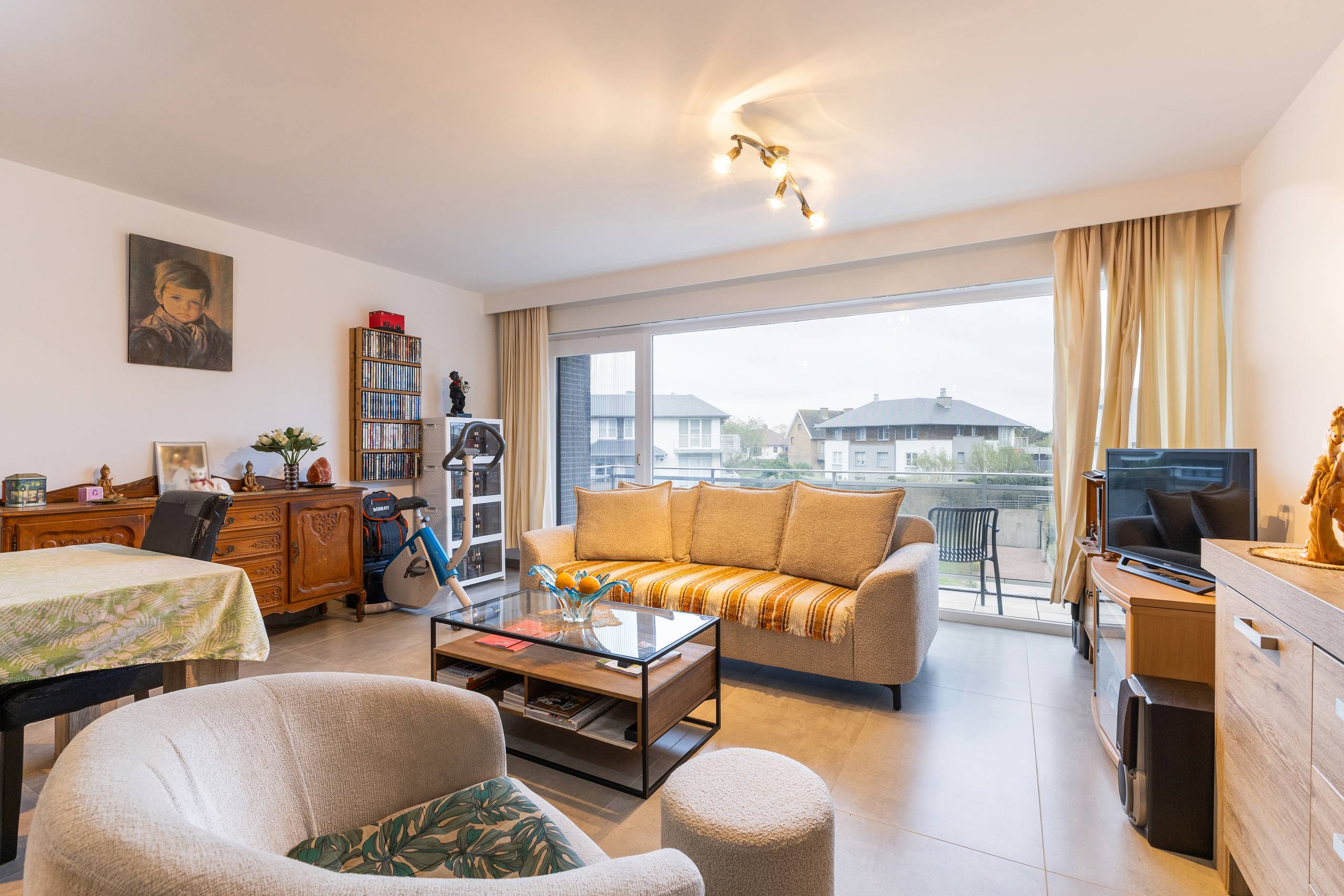 Gerenoveerd appartement te koop in Sint-Idesbald! - foto 1