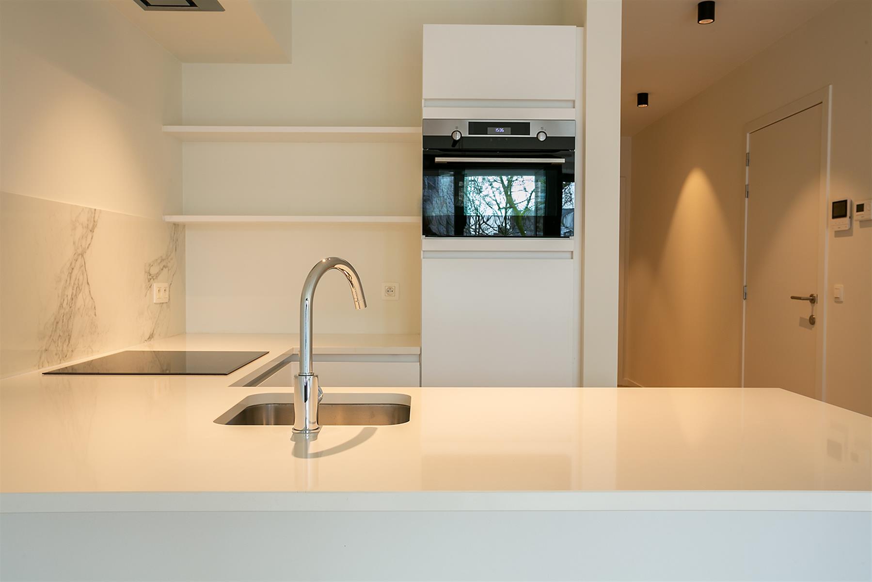 Modern 2slpk appartement over het Oud Justitiepaleis. - foto 5