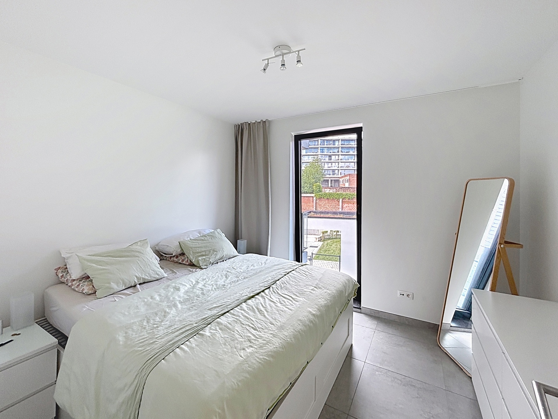 Nieuwbouw appartement met staanplaats in centrum Merchtem - foto 5