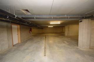 Bent u op zoek naar een ondergrondse autostaanplaats, op wandelafstand van het centrum van Aalst? Delestré Immo heeft nog DRIE...