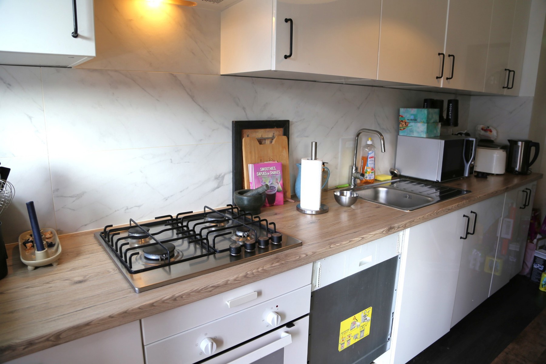 Licht appartement met 2 terrassen op centrale locatie. - foto 4