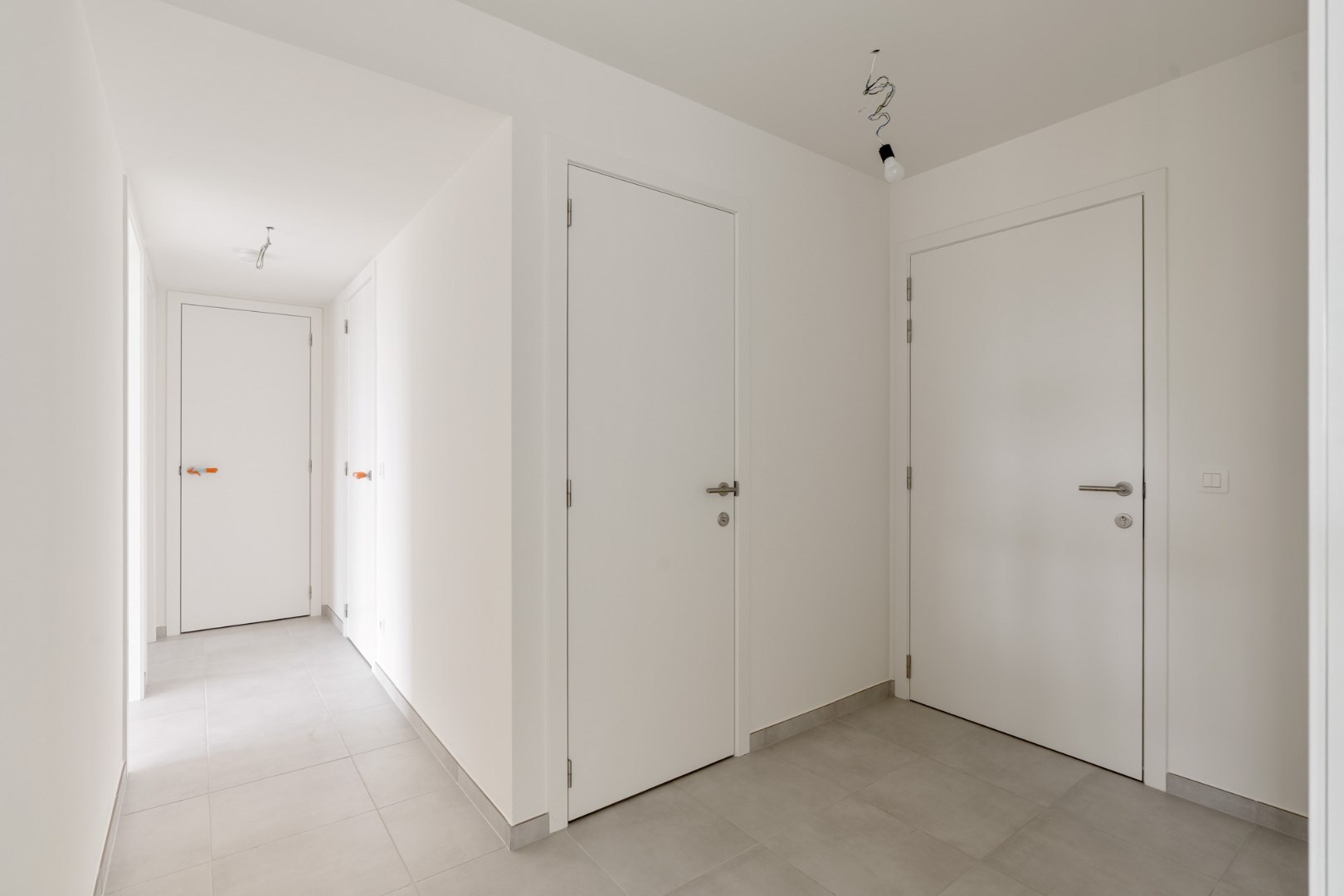 Mooi zeer recent appartement op de tweede verdieping met terras in Zonhoven-centrum - foto 5