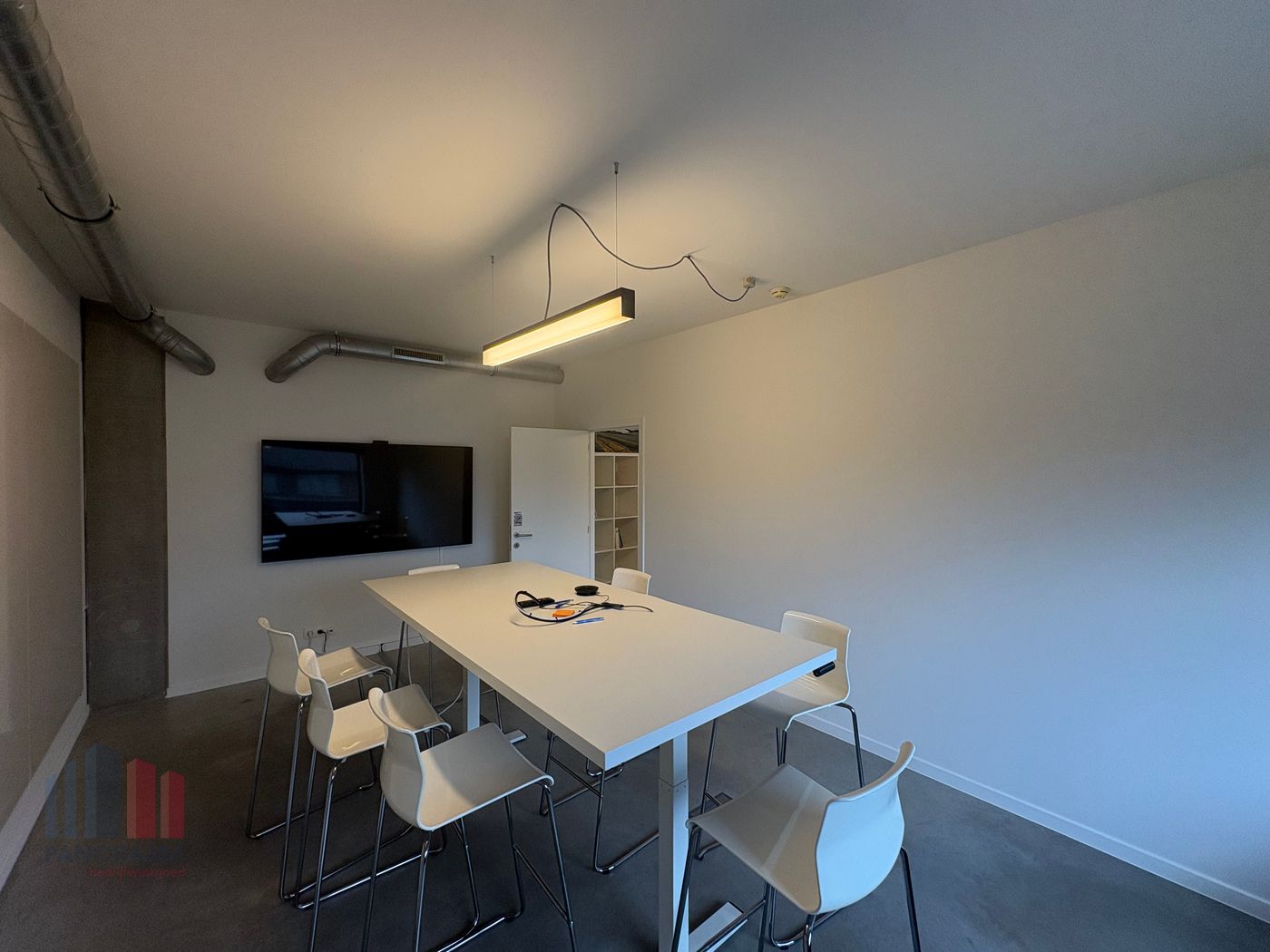 Instapklare kantoorruimte van 184 m² op toplocatie te Merelbeke - photo 3