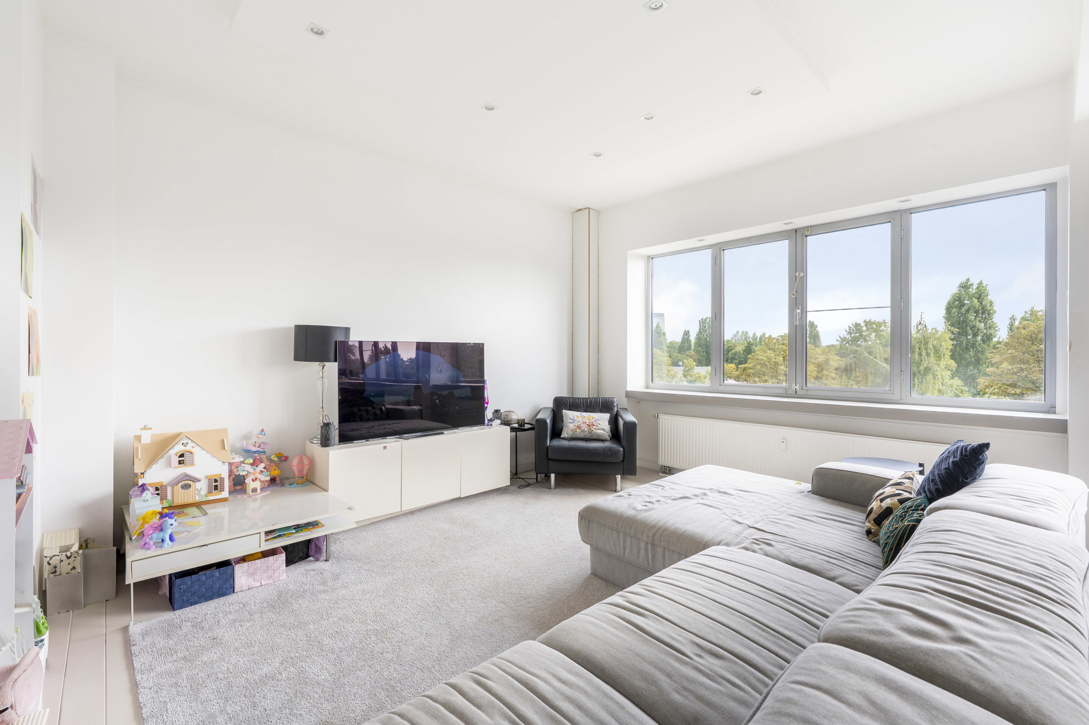 Apartment for sale in Antwerp with 3 bedrooms - photo 3