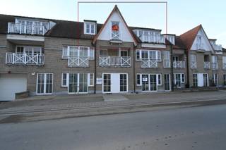 Dit dakappartement aan de rand van het centrum van Aalter-Knesselare, rustig gelegen en toch met onmiddellijk aansluiting op de...