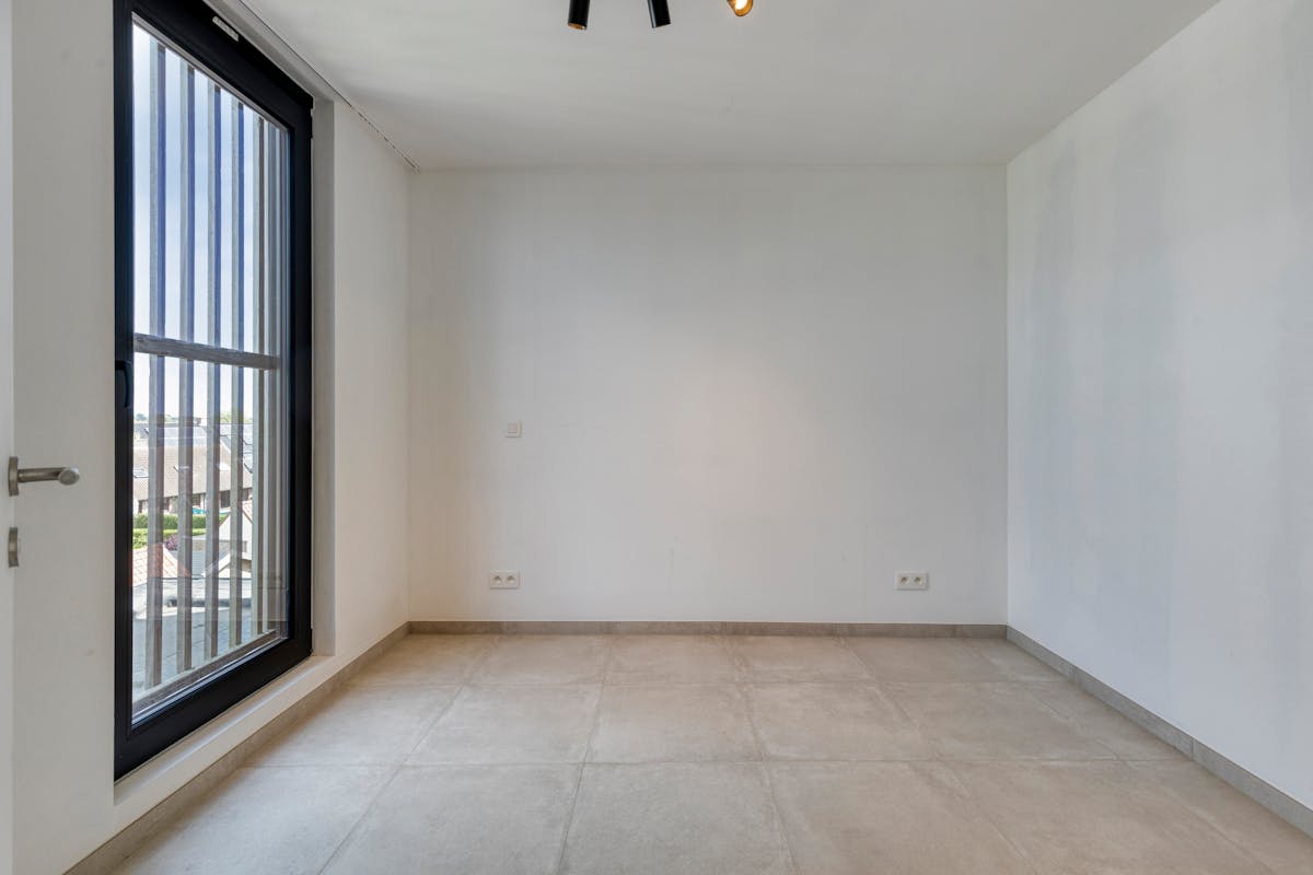 Appartement met één slaapkamer en ruim terras over het water - foto 5