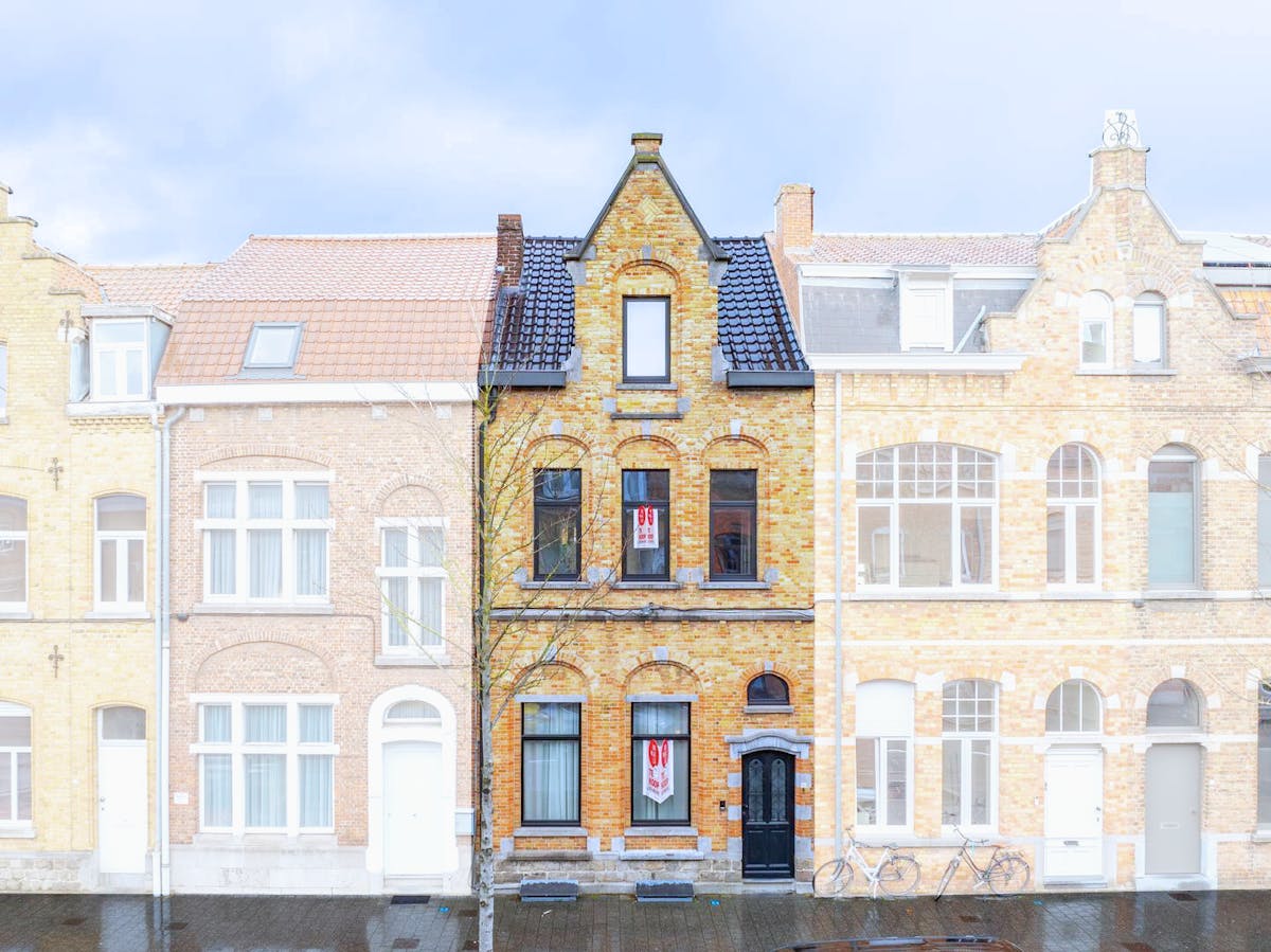 Maison rénovée à vendre dans le centre d'Ypres - photo 4