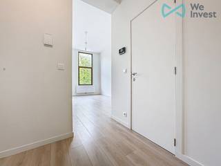 Tel : 0456 87 27 16 / E-mail : juliana.t@weinvest.beWe Invest est fier de vous proposer ce magnifique appartement 2 chambres de ± 77 m², entièrement...